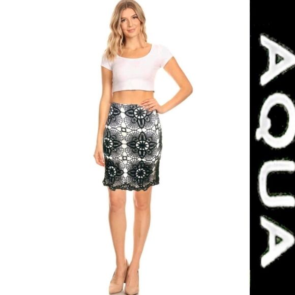 AQUA Black Crochet Overlay Mini Skirt - Picture 1 of 8